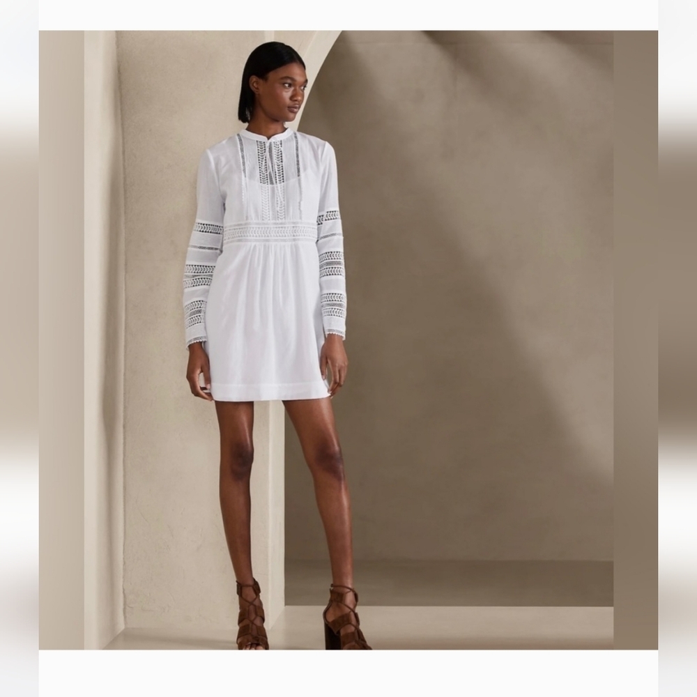 Banana Republic Elegant White Lace Long Sleeve Dress